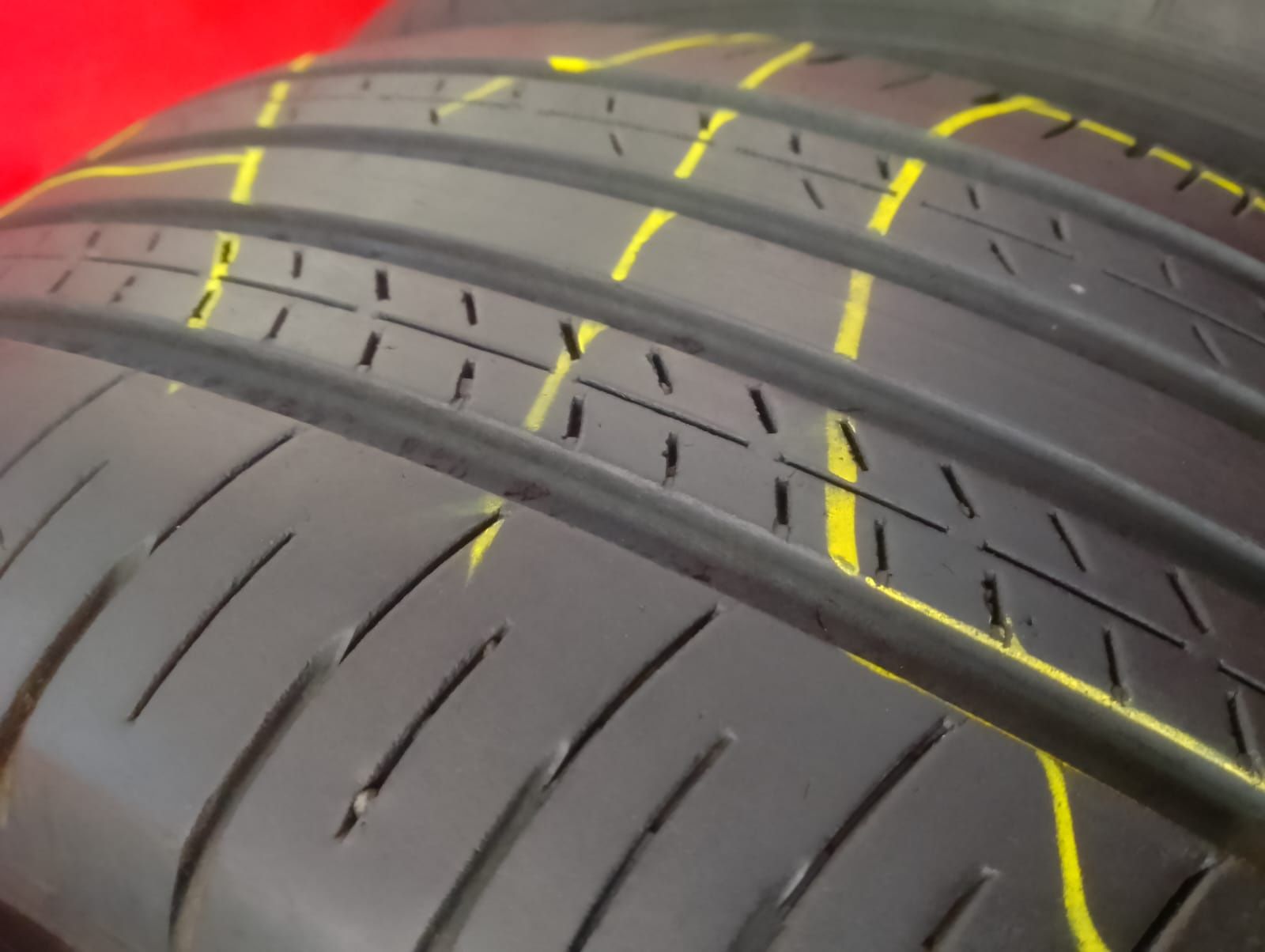 Opony 225/60/18 Dunlop
