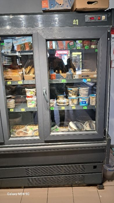 Продам регал холодильник