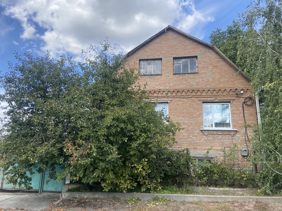 Продається будинок Покровська 94