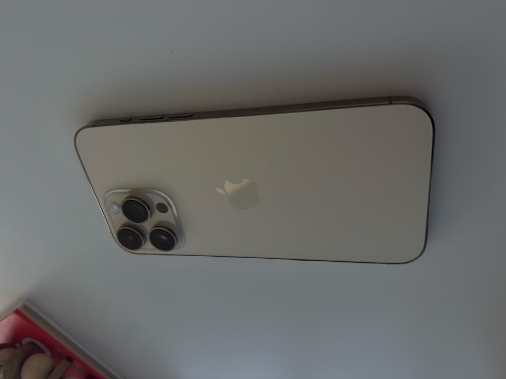 iPhone 14 Pro Max 256GB Dourado - Excelente Estado