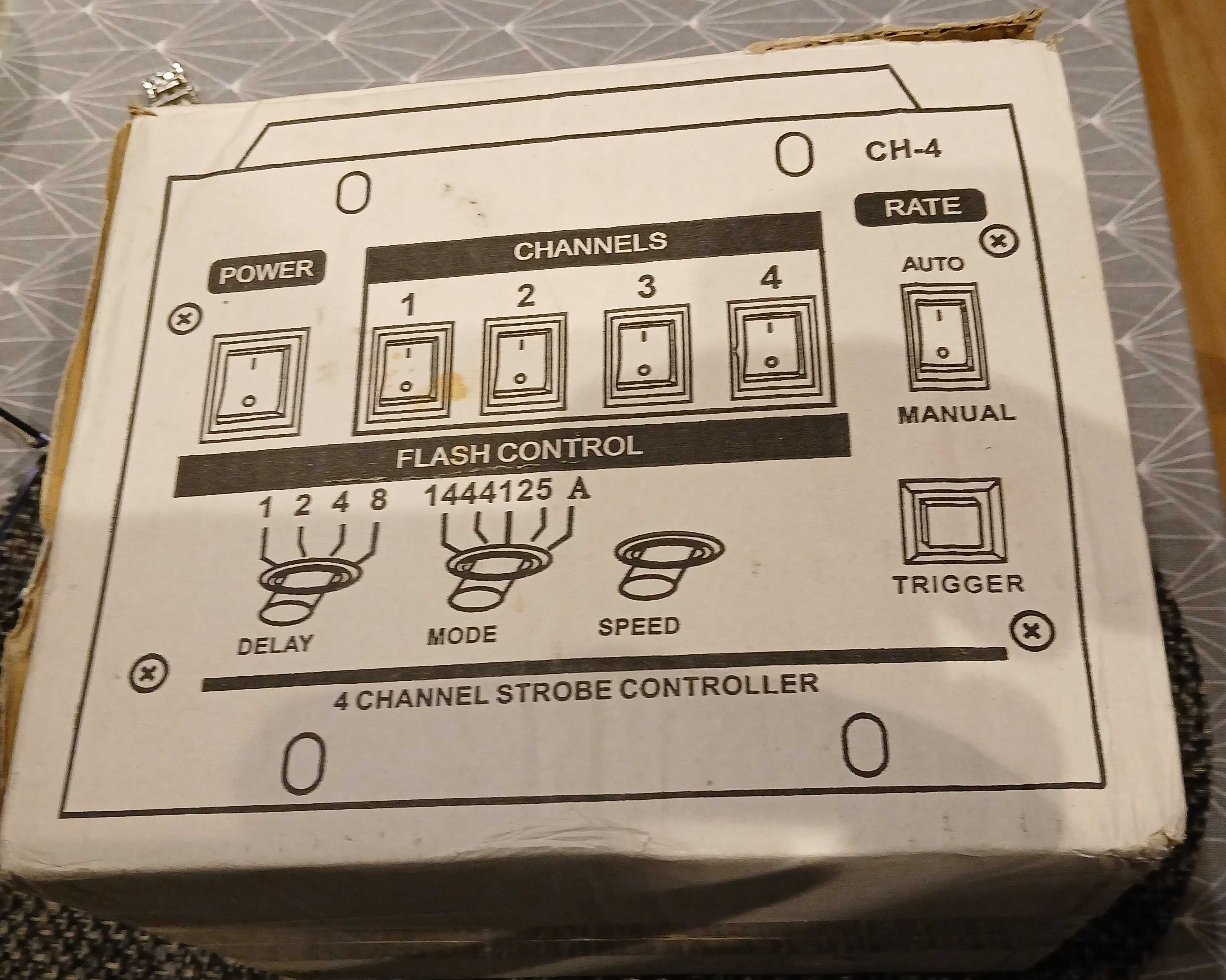 Eurolite CH-4 cztrokanałowy sterownik stroboskopów