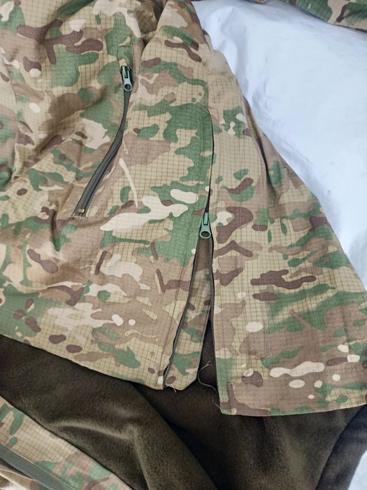 Куртка камуфляжна