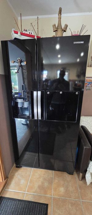 FRIGORÍFICO AMERICANO EM BOM ESTADO – GRANDE CAPACIDADE!