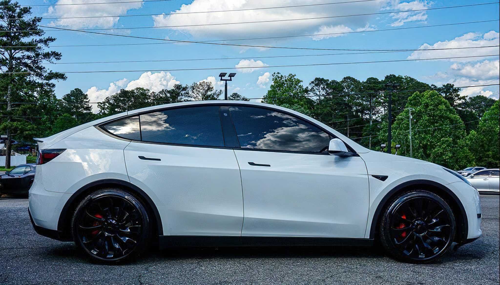 Tesla Model Y Performance 2020