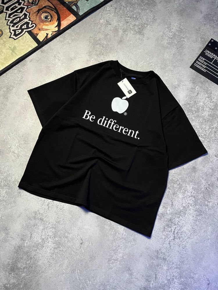Новинка! Футболка Balenciaga "Be Different" чорна Оверсайз
