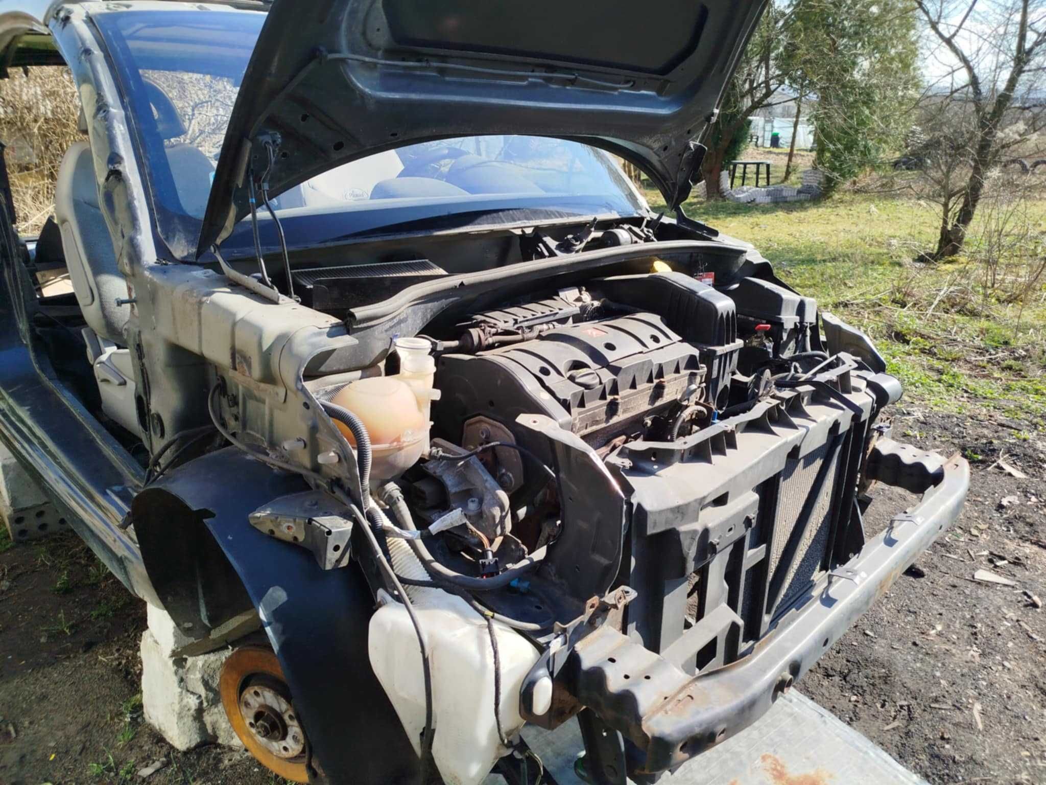 Sprzedam części z Citroen c 3 Pluriel