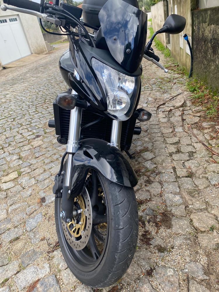 Hornet 600 Aceito troca