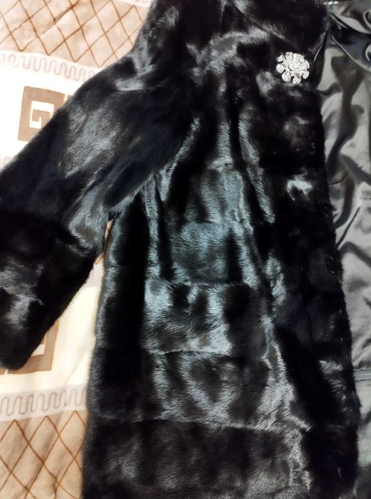 Одяг жіночий. Розмір 48