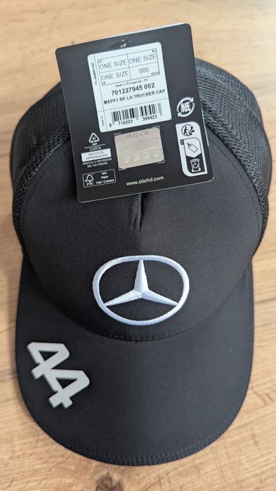 Czapka z daszkiem Mercedes AMG Petronas F1 team nowa