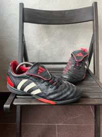 Сороконожки футзалки Adidas predator размер 44 28 см