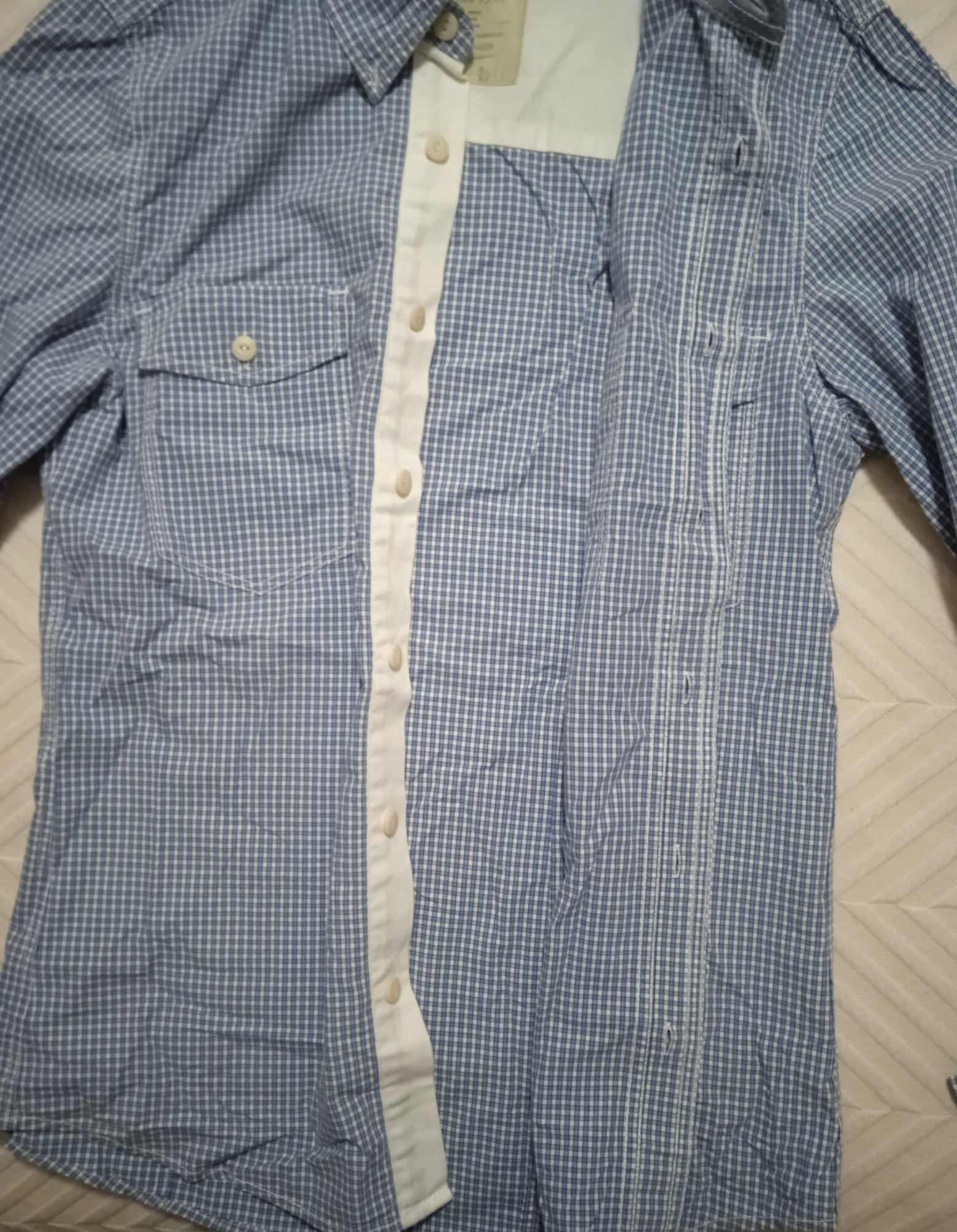 Camisa Bershka - Tamanho S - Portes Gratis