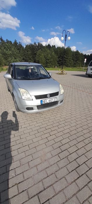 Sprzedam suzuki swift 1.3 benzyna