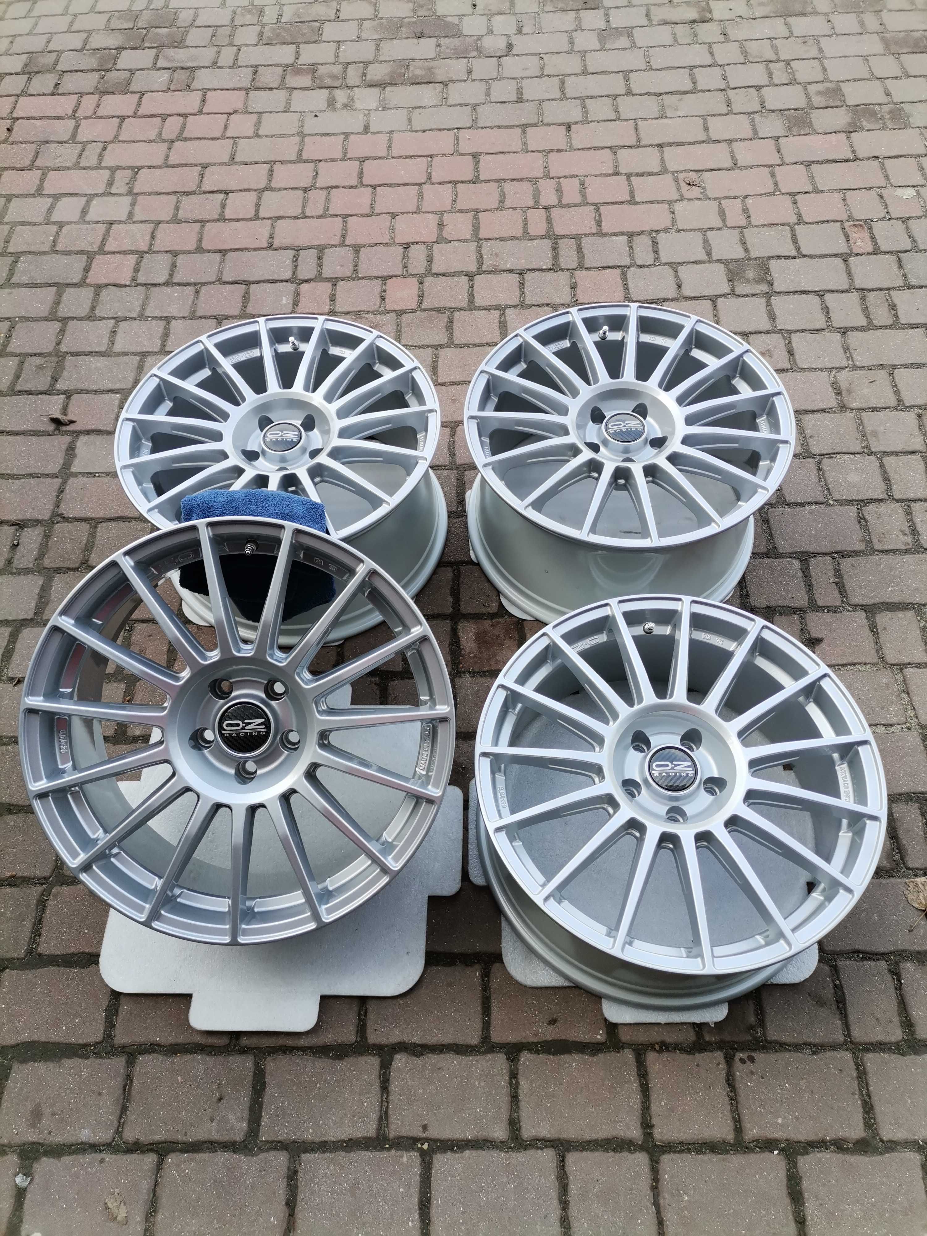 Oz Dakar 5x120 8.5j 10j Bmw Śliczne