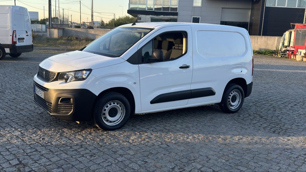Peugeot partner 1.6 HDI 2019 3 lug
