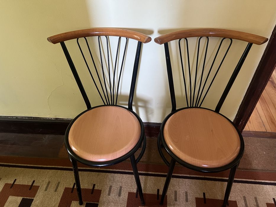 Mesa extensivel mais cadeiras