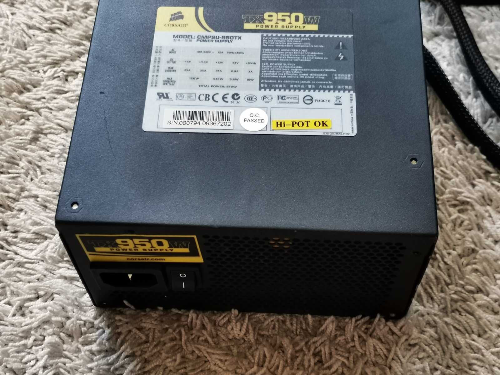 ZasiLacz 950W - CoRsaiR Tx950w