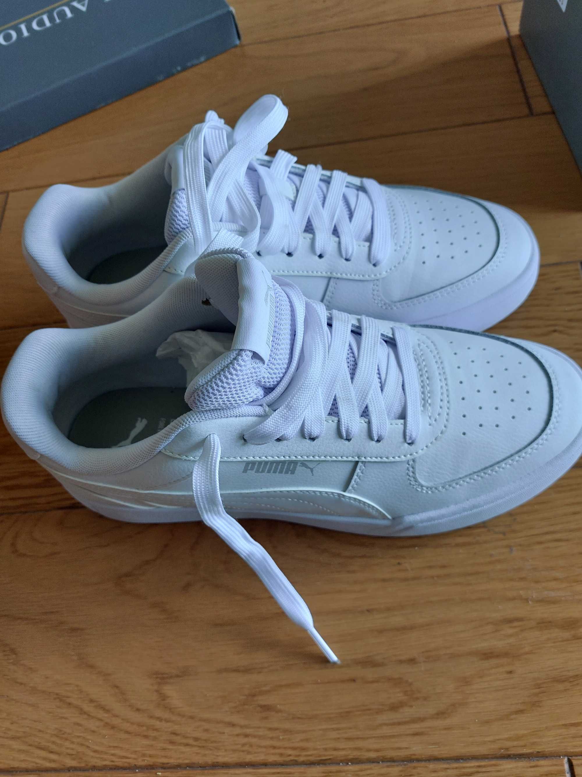 Białe sneakersy Puma, skóra (rozmiar 42)