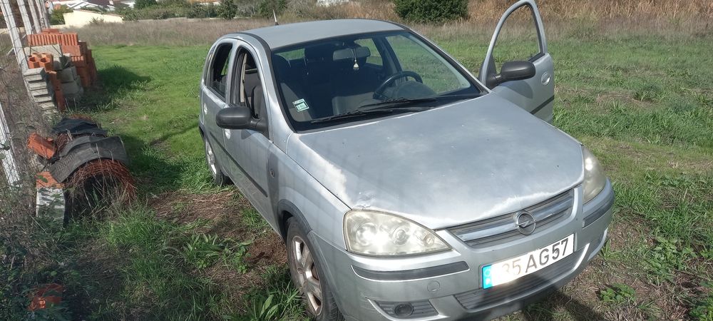 Corsa C 2004 a gasolina à venda