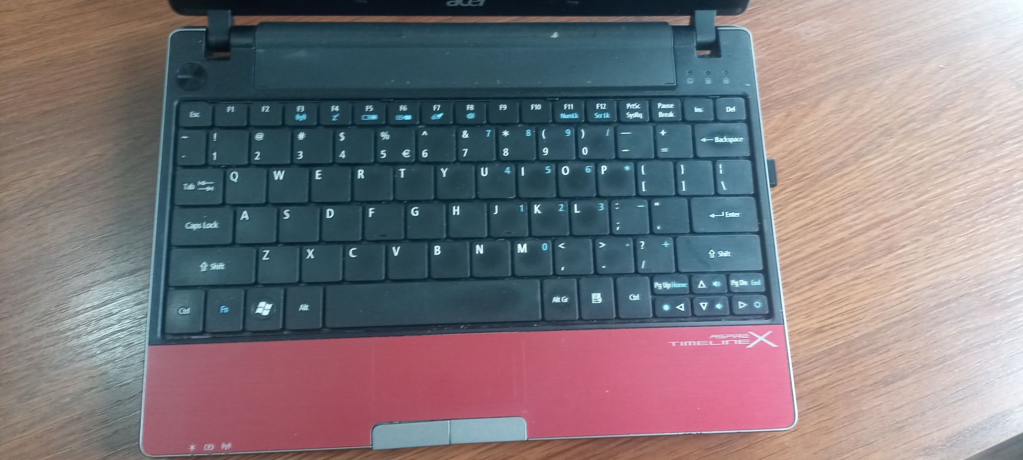 Acer aspire 1830T TimelineX