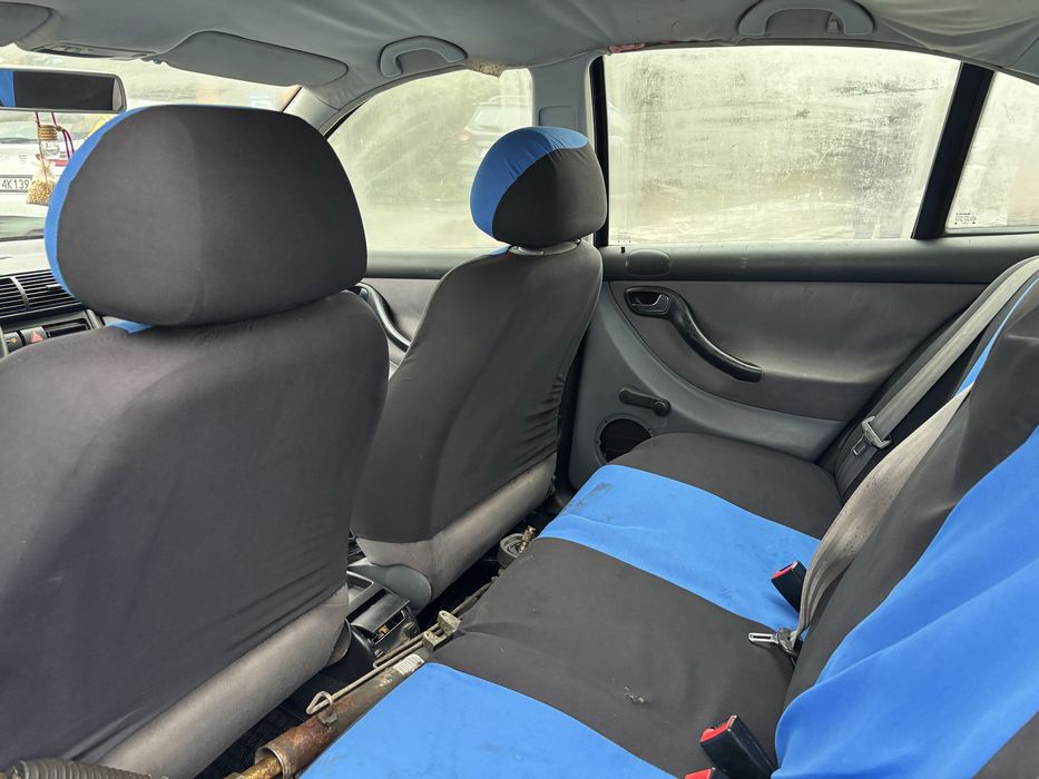 Seat leon 1.6 benzyna