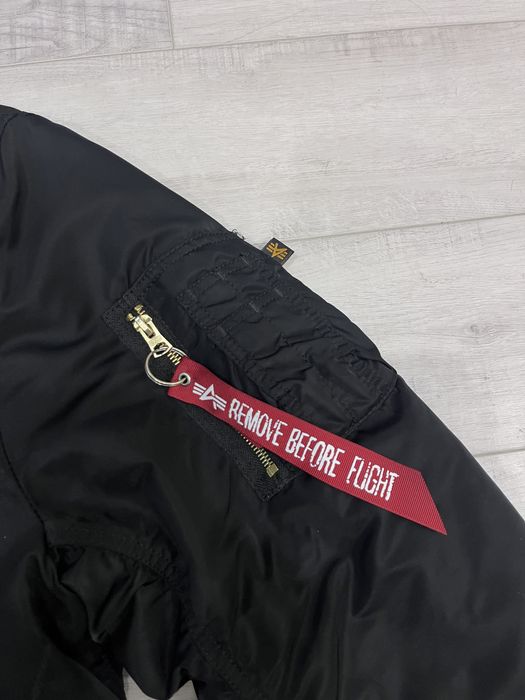 Бомбер Alpha Industries