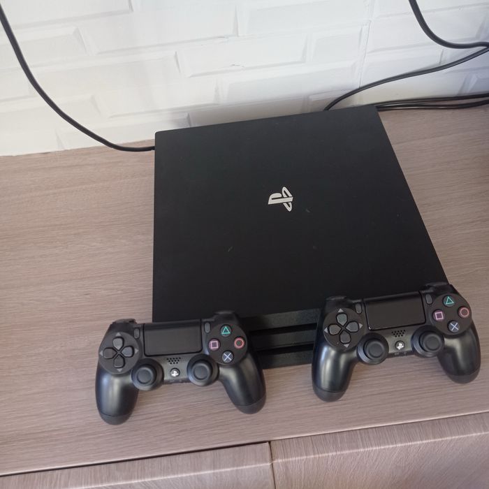 PS4 Pro 1Tb . Магазин. Рік гарантії