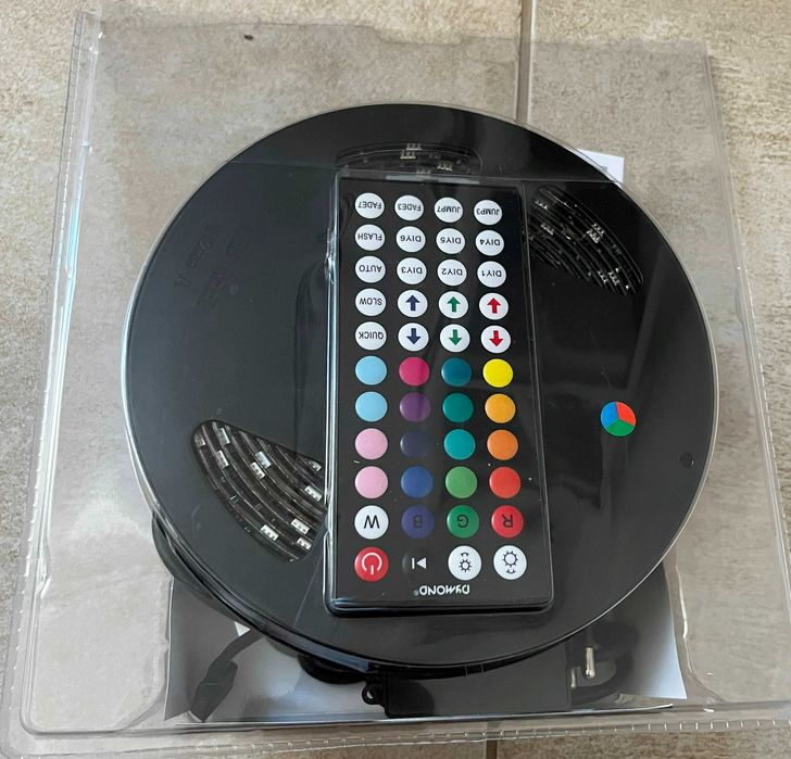 Taśma led wodooporna RGB 5m z pilotem, 3 led na 10cm