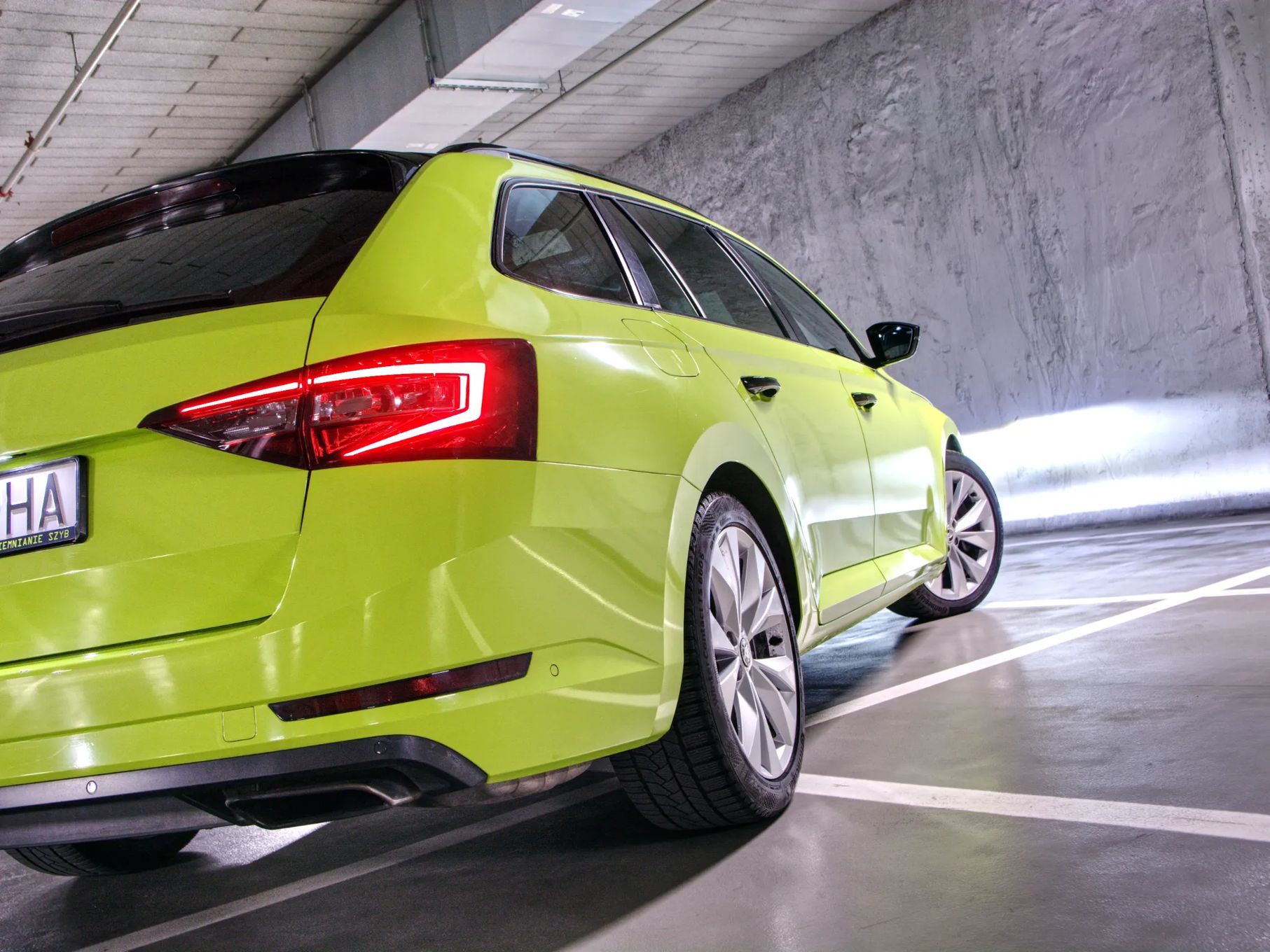 Skoda Superb Superb 2.0 TSI, 350hp, limonka lub bialy