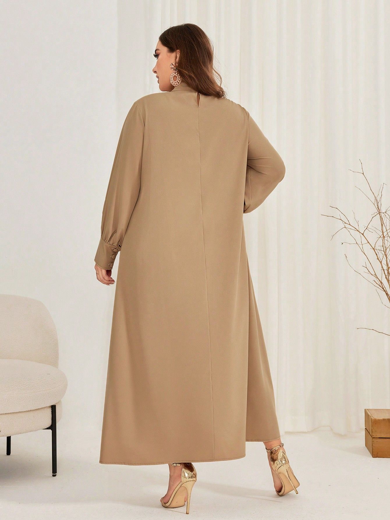 Sukienka Maxi Elegancka Z Bufiastymi Rękawami Stójka Beżowa Shein 5Xl