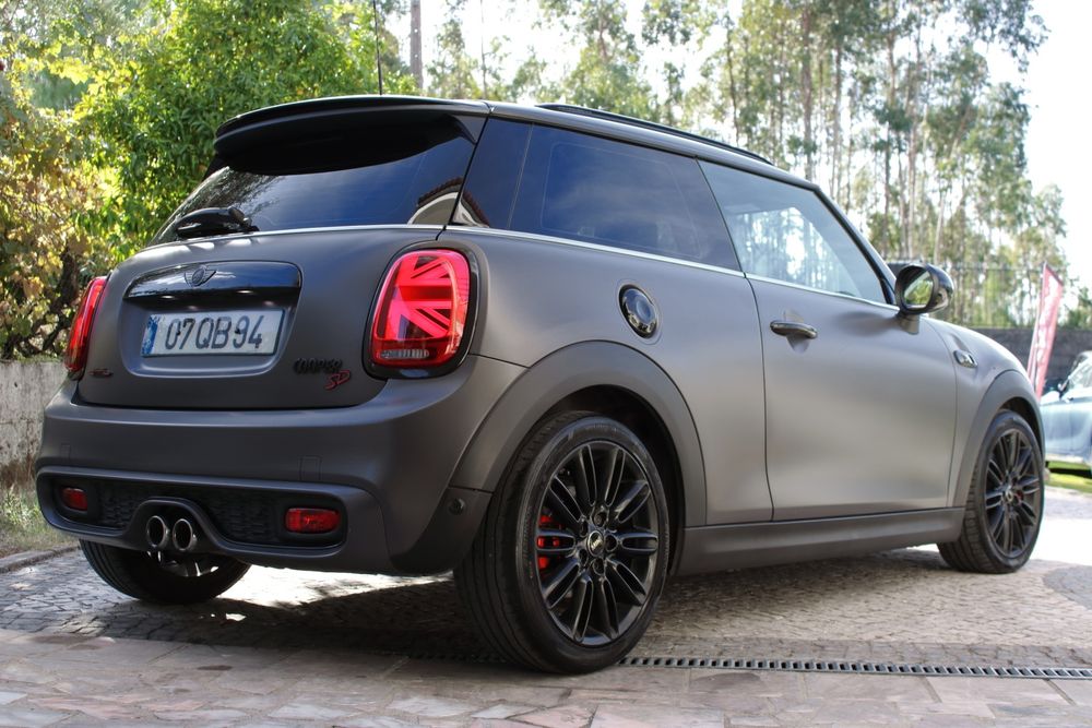 MINI Cooper SD Nacional F56 Revisões MINI (249€/Mês)