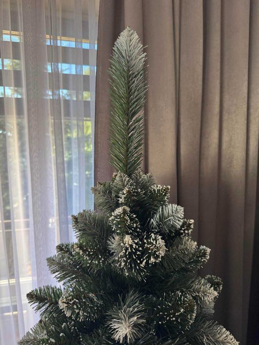 Duża Sztuczna choinka na stojaku 180 cm 1,8 m gęsta sosna ośnieżona