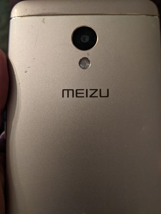 Продам телефон meizu S 5.