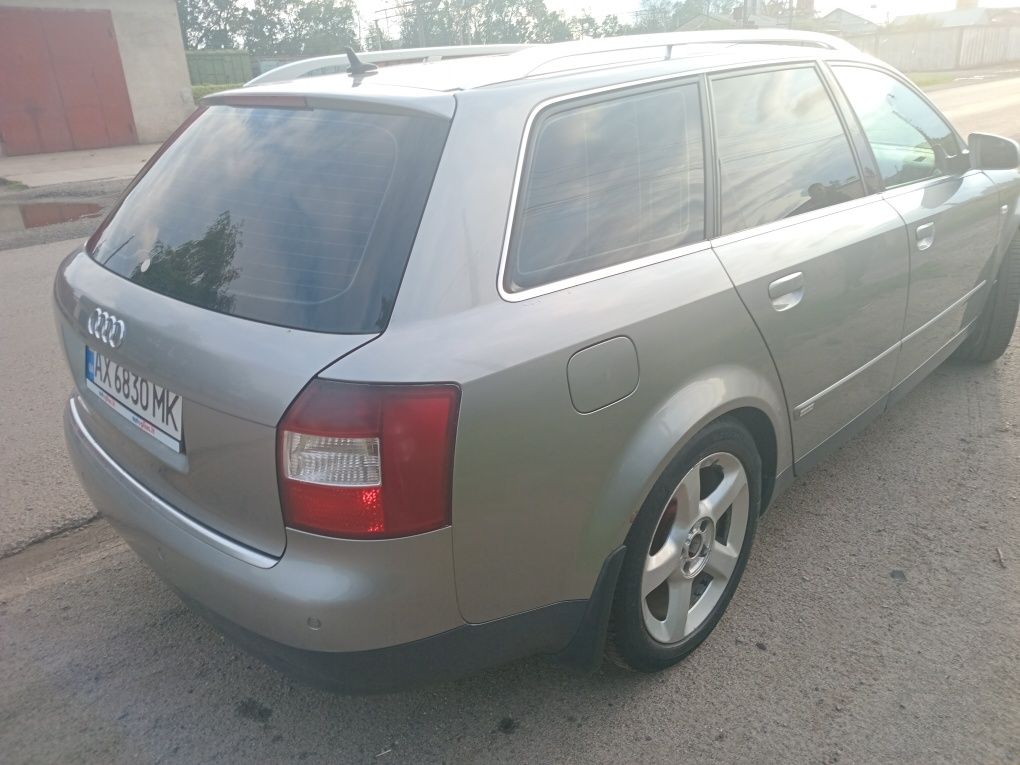 Продам Ауди А4 в отличном состоянии quattro