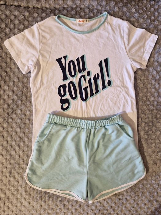 Комплект футболка з шортами на дівчинку 164