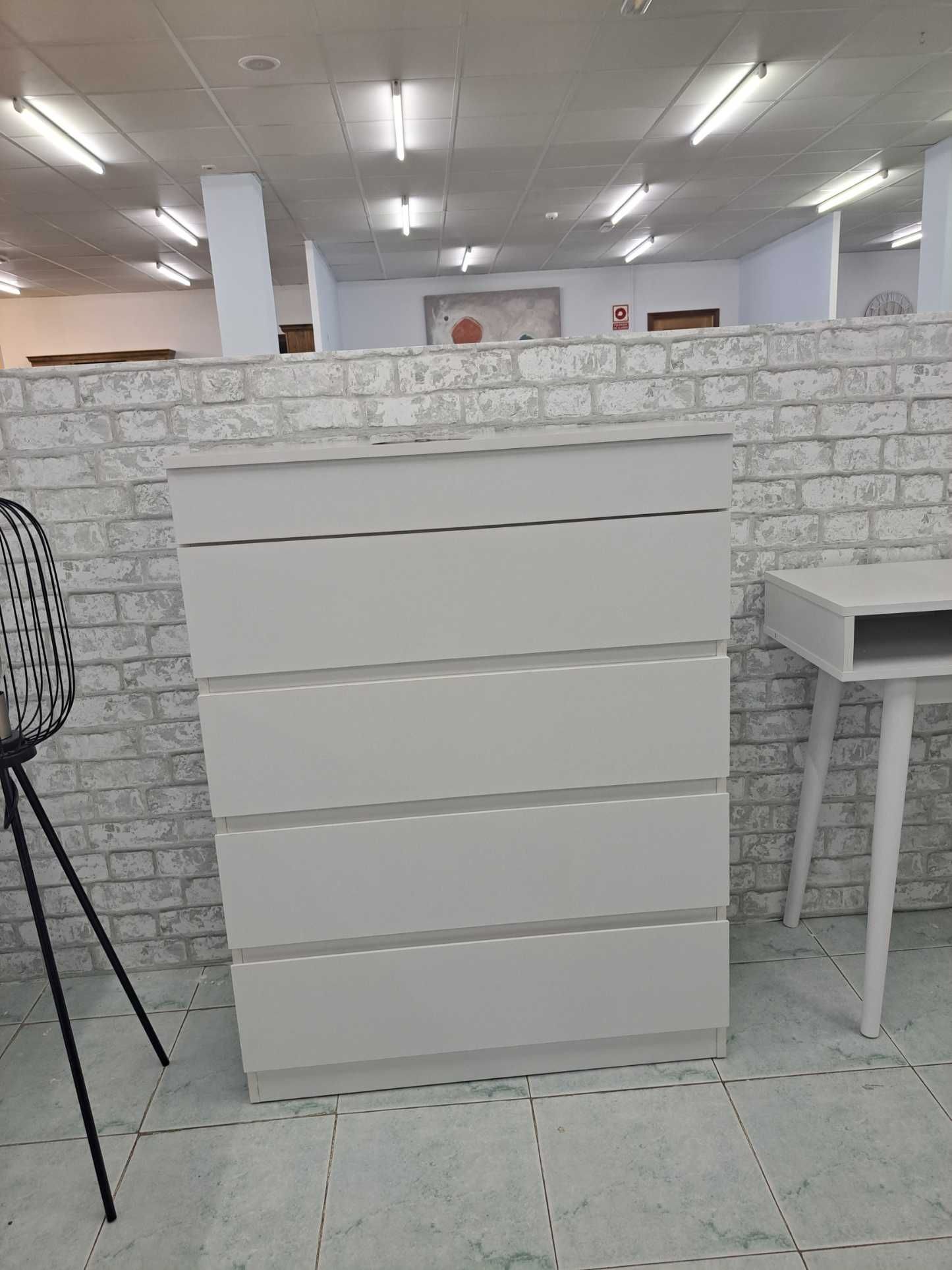 Oferta de cómoda com espelho, portes grátis, pagamento na entrega