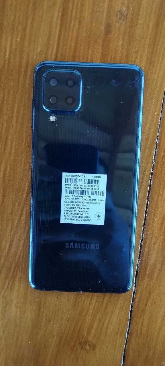 Samsung Galaxy M32  6/128GB Б/У +чехол в подарок