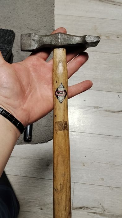 Młotek krzyżowy blacharski Piccard
