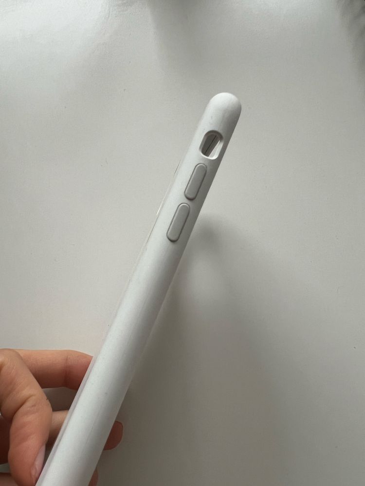 Nowe etui Iphone Xs białe
