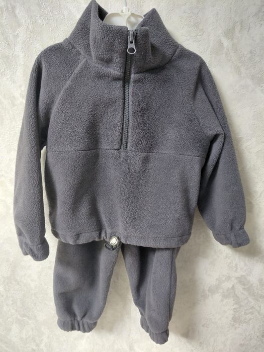 Дитячий флісовий костюм 86