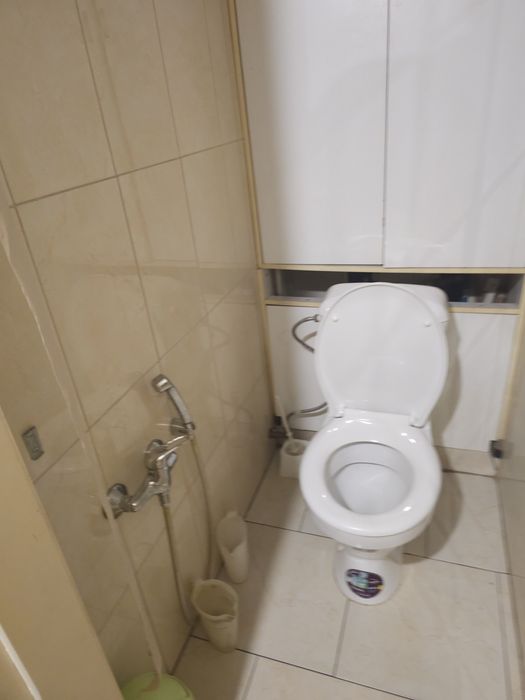 м.Палац Україна.Предславинська 26а.4-х.кімнатна 85м2.