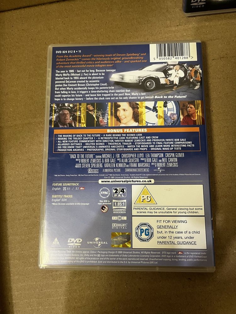 Назад у майбутнє DVD Back to the Future 2  та 4 регіон