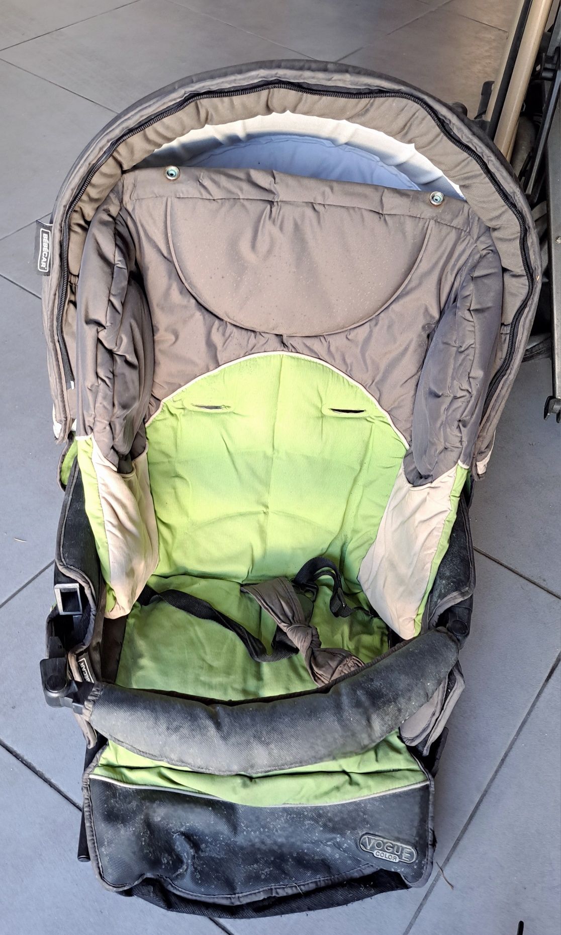 Berçário de bebé em ferro + carrinho de bebé (conjunto)