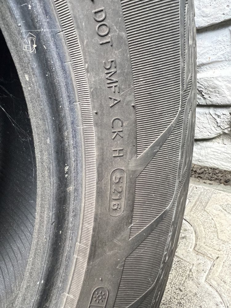 Hankook ventus st R18 - Всесезонные