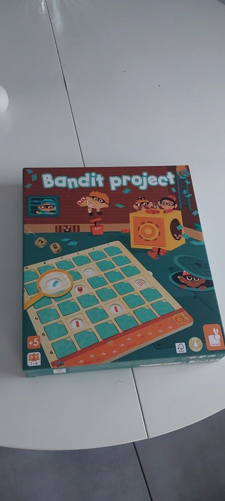 Gra Bandit project