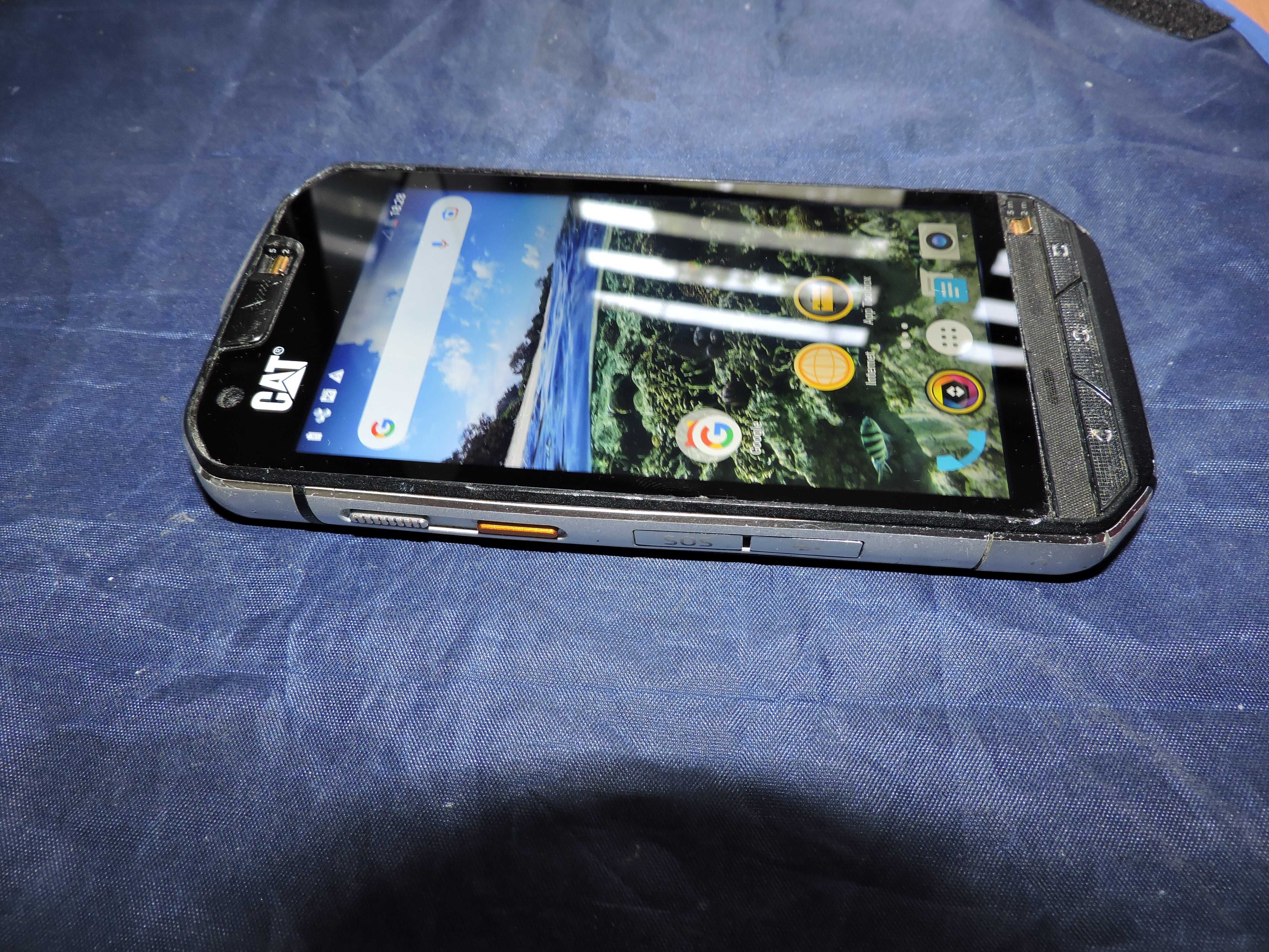 Cat S60 32B dual sim czarny