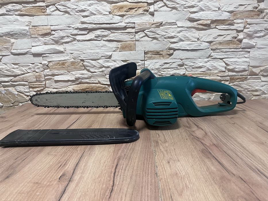 Piła łańcuchowa elektryczna Black&Decker