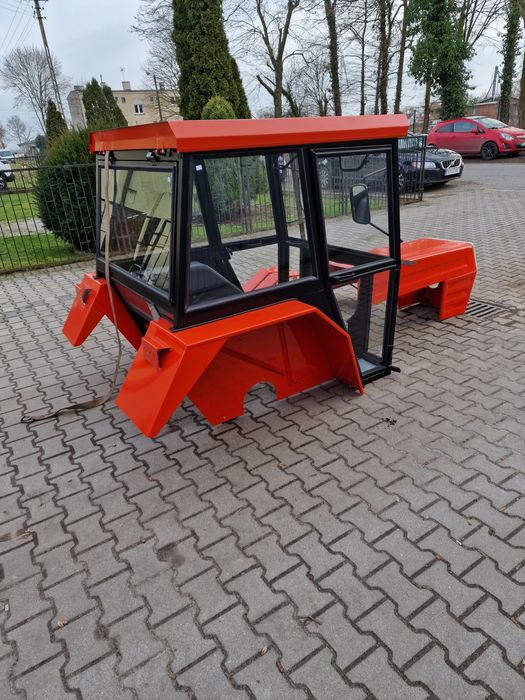 Kabina C360 C 360 Ursus C330 Kabina ciągnikowa C-360 Kabina C330 TUR