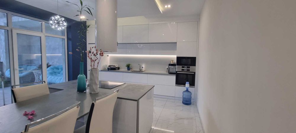 Здам ВІП  будинок