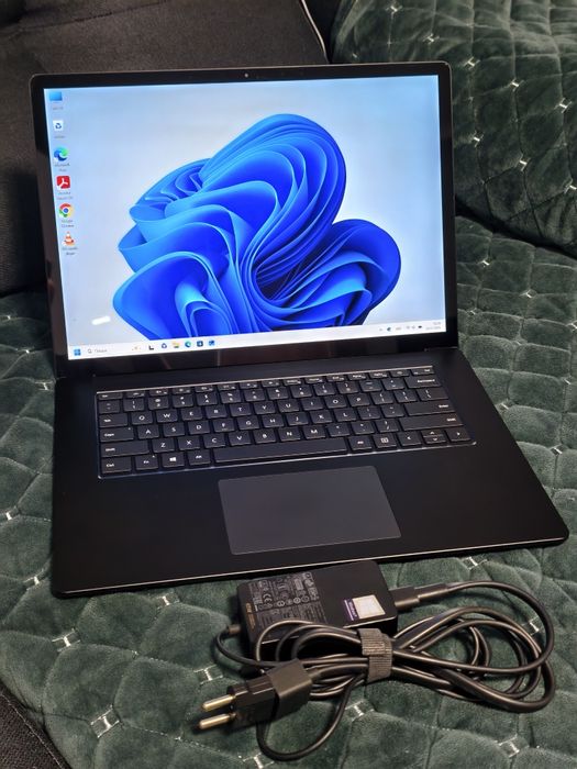 Ноутбук Microsoft Surface 3 1872 • 15" QHD (2K) • i7-1065G7 • 16/512GB