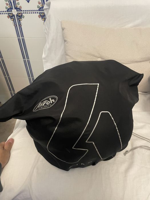 Capacete Airoh Mathisse Preto mate